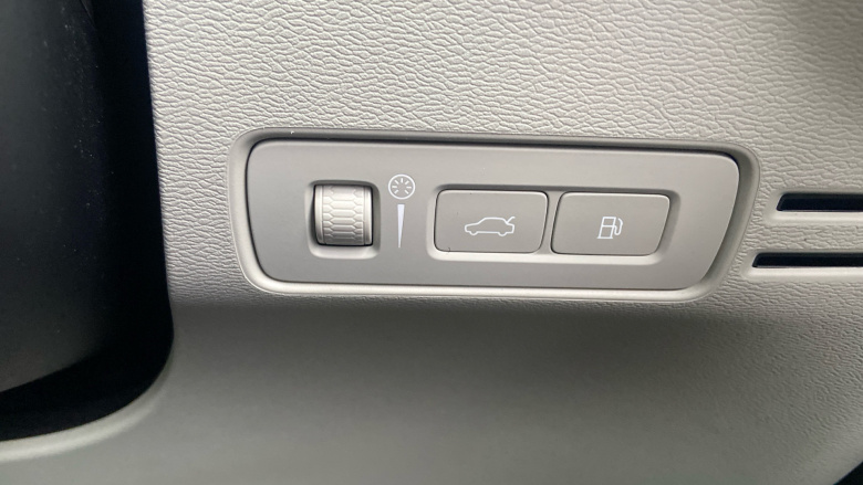 Volvo Xc40 1.5 T5 Recharge PHEV Inscription Pro 5dr Auto Estate